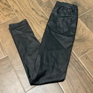 Apperloth Faux Leather pants (L)